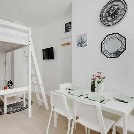 Magnifique 1br/4p - Guy Moquet / Brochant Apartman Párizs
